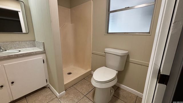904 BISMARK ST, Seguin, TX 78155