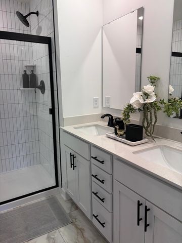 997 Annagaire Curve, Rosemount, MN 55068