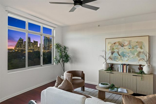 54 Rainey ST 502, Austin, TX 78701
