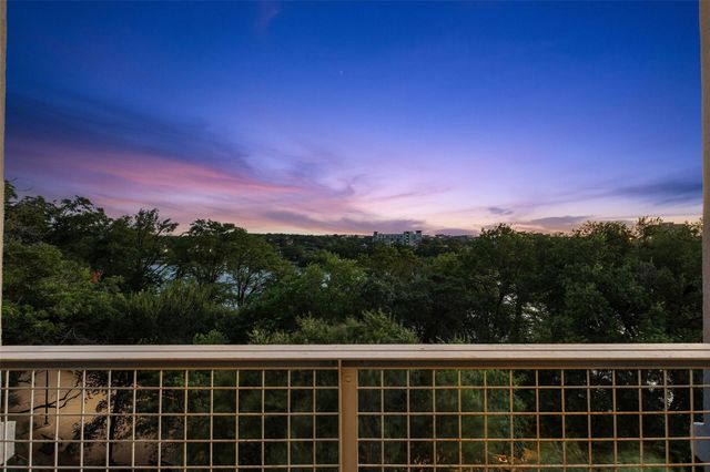 54 Rainey ST 502, Austin, TX 78701