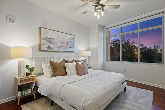 54 Rainey ST 502, Austin, TX 78701