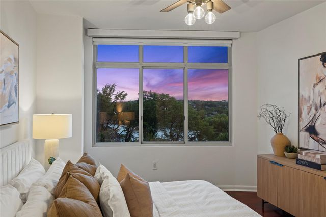 54 Rainey ST 502, Austin, TX 78701