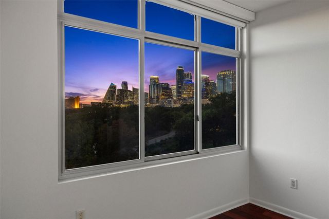 54 Rainey ST 502, Austin, TX 78701