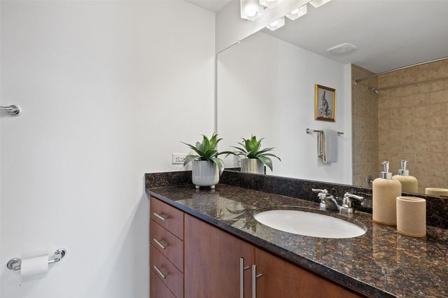 54 Rainey ST 502, Austin, TX 78701