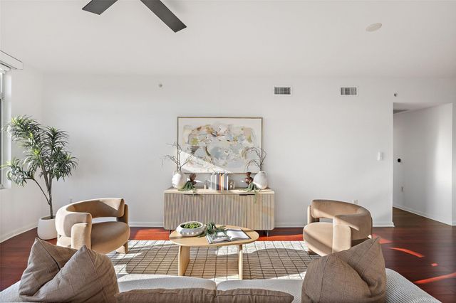 54 Rainey ST 502, Austin, TX 78701