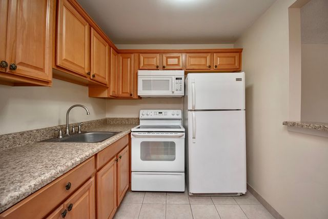 197 Andover H, West Palm Beach, FL 33417