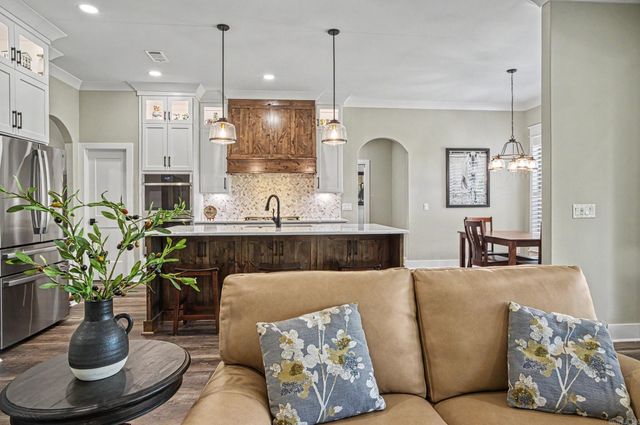 10 Piocha Lane, Hot Springs Village, AR 71909
