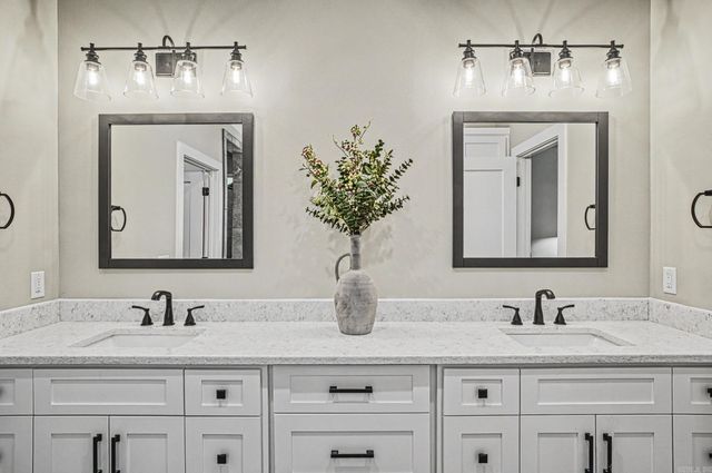 10 Piocha Lane, Hot Springs Village, AR 71909
