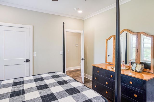10 Piocha Lane, Hot Springs Village, AR 71909