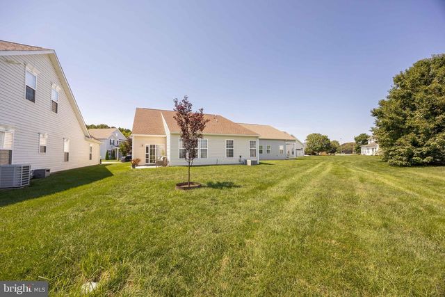 9187 CLUBHOUSE DR, Delmar, MD 21875