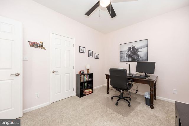9187 CLUBHOUSE DR, Delmar, MD 21875