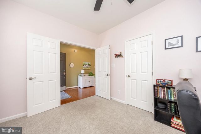 9187 CLUBHOUSE DR, Delmar, MD 21875