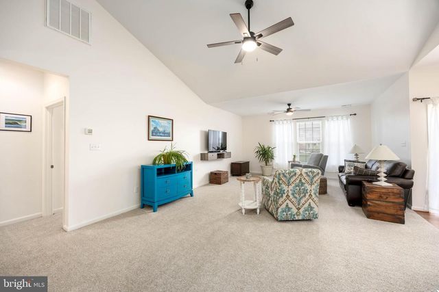 9187 CLUBHOUSE DR, Delmar, MD 21875