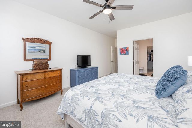 9187 CLUBHOUSE DR, Delmar, MD 21875