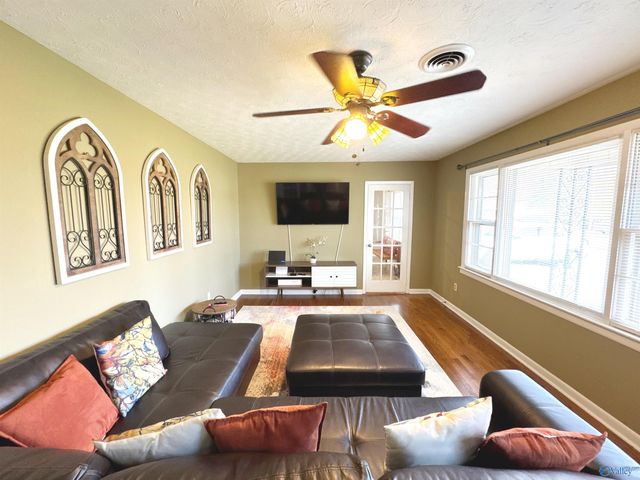 1409 North Houston Street, Athens, AL 35611