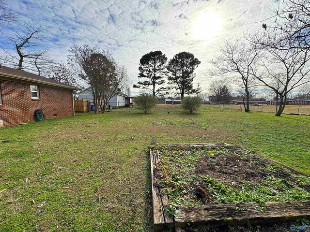 1409 North Houston Street, Athens, AL 35611