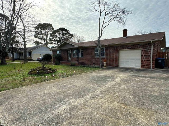 1409 North Houston Street, Athens, AL 35611