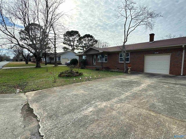 1409 North Houston Street, Athens, AL 35611