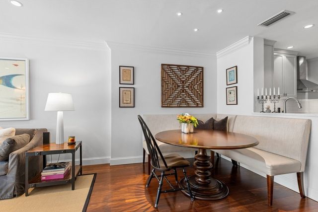 6 Canal Park 606, Cambridge, MA 02141
