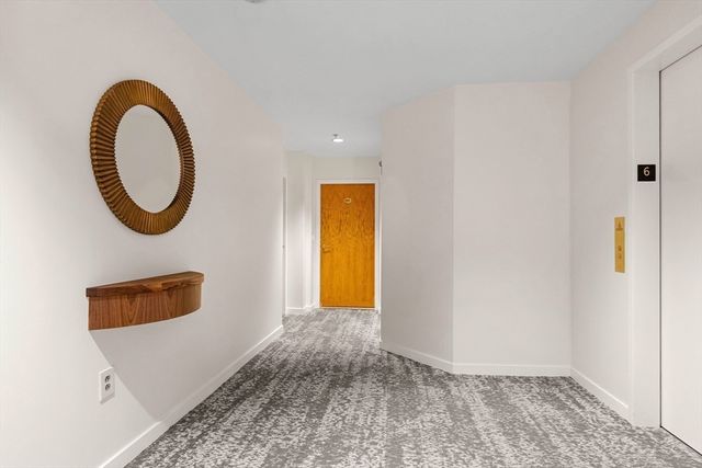 6 Canal Park 606, Cambridge, MA 02141