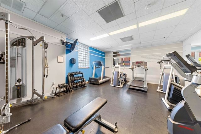 6 Canal Park 606, Cambridge, MA 02141