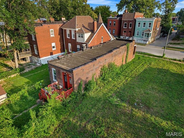 2711 Keokuk Street, St Louis, MO 63118