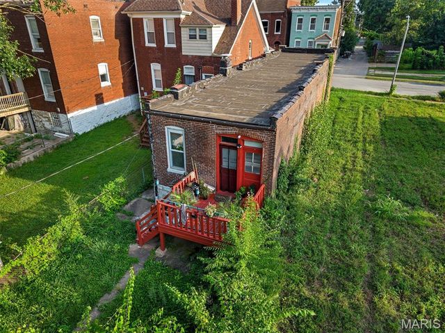 2711 Keokuk Street, St Louis, MO 63118