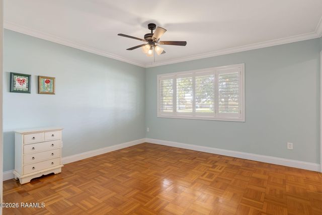 400 Colonial Drive, Lafayette, LA 70506