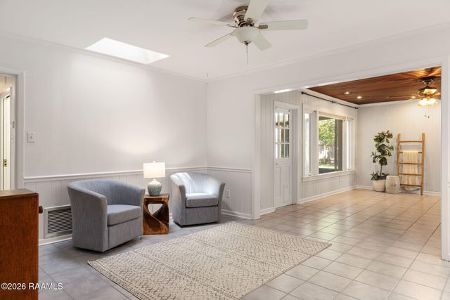 400 Colonial Drive, Lafayette, LA 70506