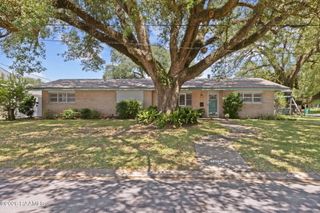 400 Colonial Drive, Lafayette, LA 70506