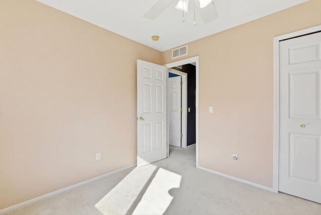 140 Saber Way 7, Lake Orion Vlg, MI 48362