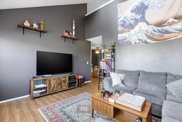 140 Saber Way 7, Lake Orion Vlg, MI 48362