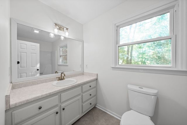205 Timberlake Dr, Springfield, TN 37172