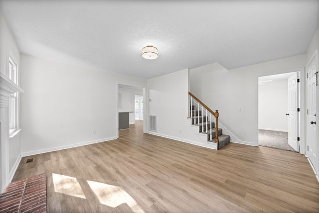 205 Timberlake Dr, Springfield, TN 37172