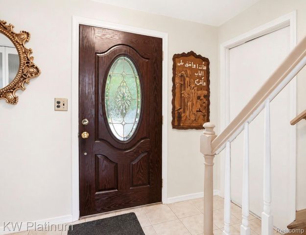 13615 Brookside Drive, Sterling Heights, MI 48313