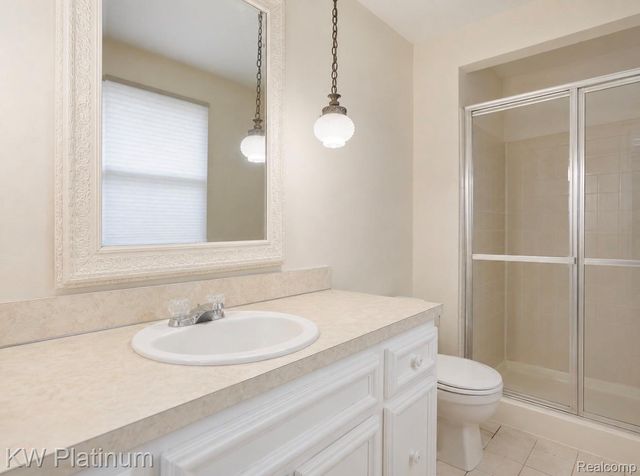 13615 Brookside Drive, Sterling Heights, MI 48313