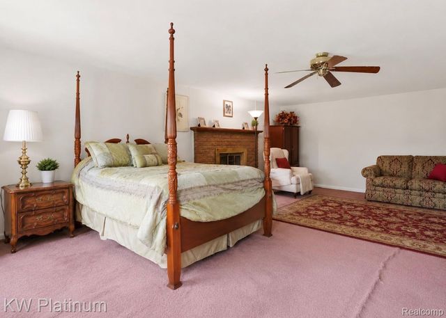 13615 Brookside Drive, Sterling Heights, MI 48313