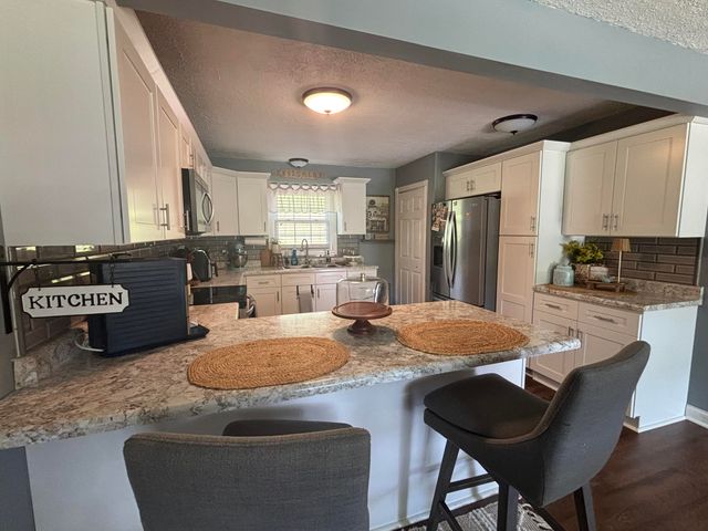 1040 HIGHWAY 469, Martha, KY 41159
