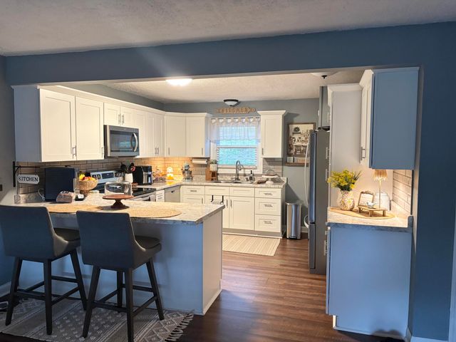 1040 HIGHWAY 469, Martha, KY 41159