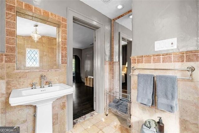 43 28th Street NW, Atlanta, GA 30309