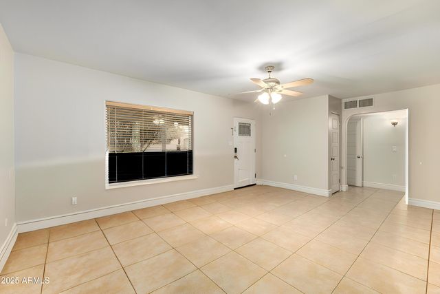 6842 N 10TH Place, Phoenix, AZ 85014