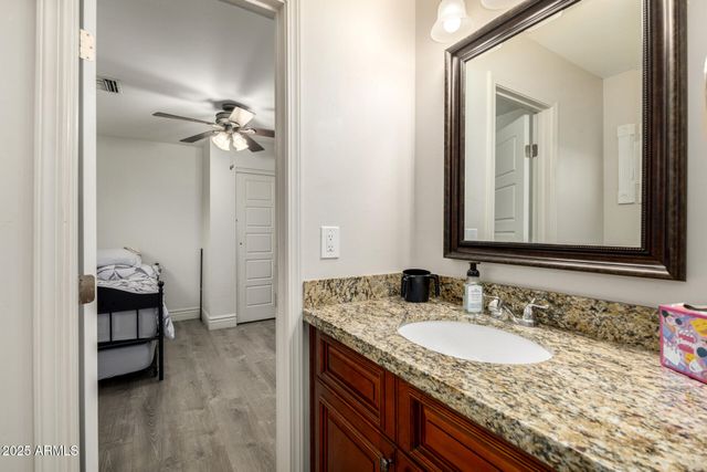 6842 N 10TH Place, Phoenix, AZ 85014