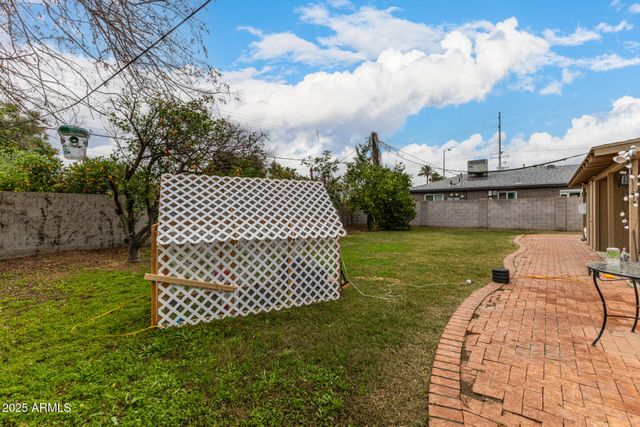 6842 N 10TH Place, Phoenix, AZ 85014