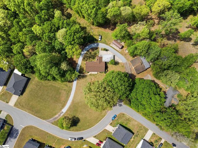 129 Bradley Drive, Pickens, SC 29671
