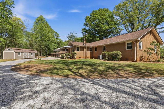 129 Bradley Drive, Pickens, SC 29671