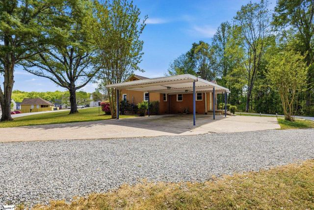 129 Bradley Drive, Pickens, SC 29671