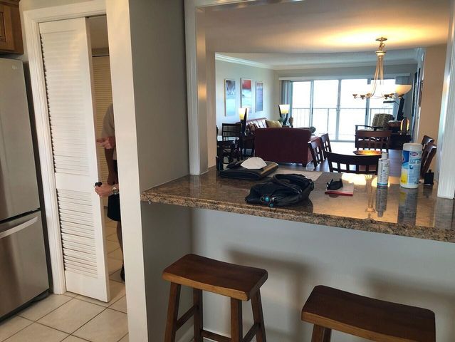 3040 Lake Shore Drive 504, Riviera Beach, FL 33404