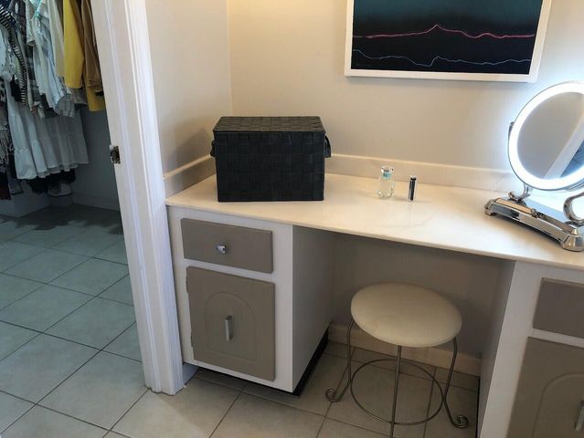 3040 Lake Shore Drive 504, Riviera Beach, FL 33404