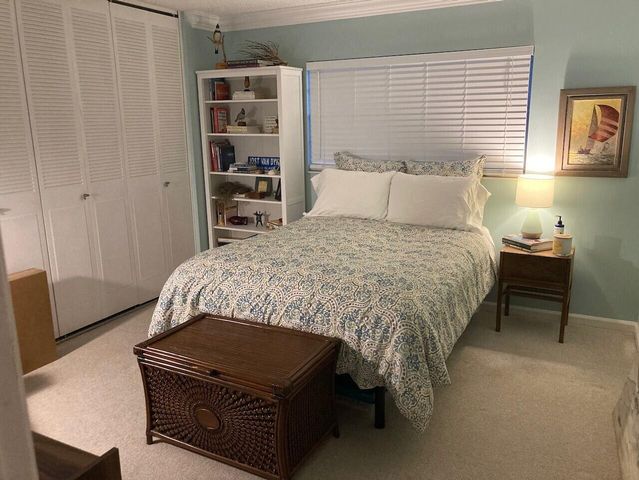 3040 Lake Shore Drive 504, Riviera Beach, FL 33404