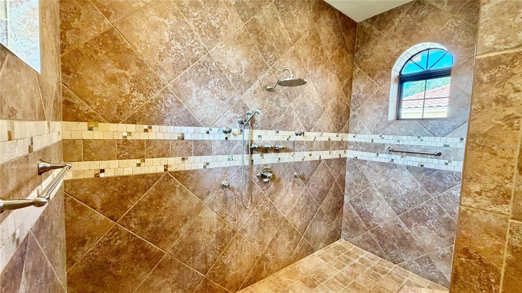 Image 24 of property listing at 6717 SW 179TH AVENUE ROAD, Dunnellon, FL 34432